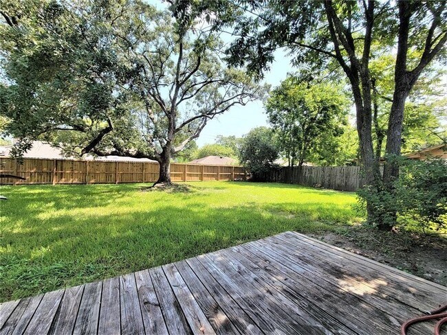 Building Photo - 2303 Oboe Trail