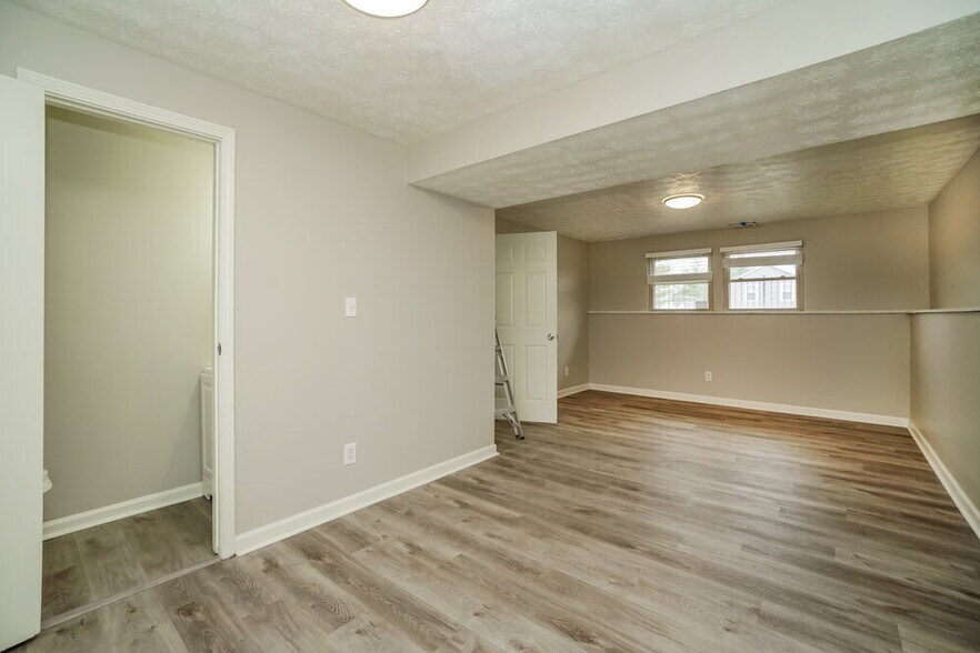 Building Photo - 2471 Mica Ct