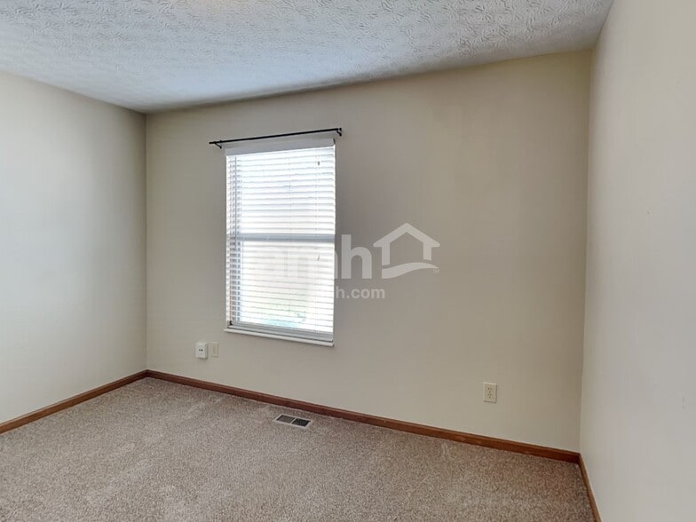 Building Photo - 3008 Old Warson Dr