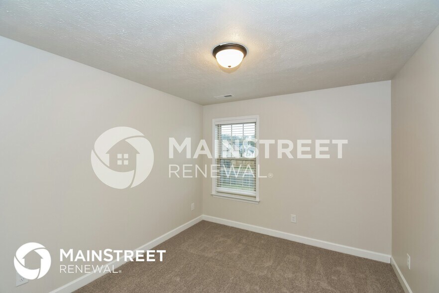 Building Photo - 3230 Volta Rd