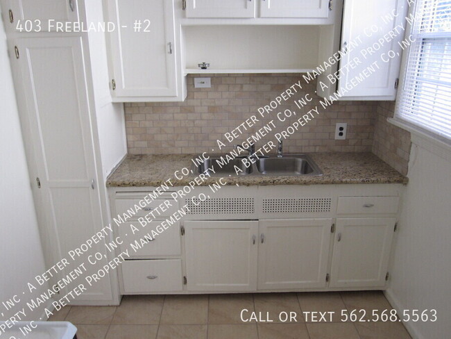 Primary Photo - 2 Bedroom with Upgraded Granite Kitchen & ...