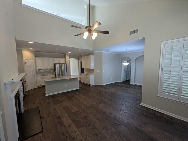 Building Photo - 4920 Hidden Meadow Dr