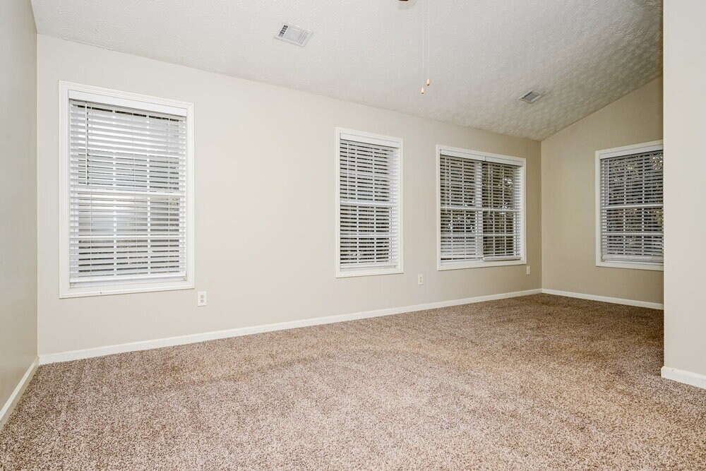 Building Photo - 125 Cheyenne Dr