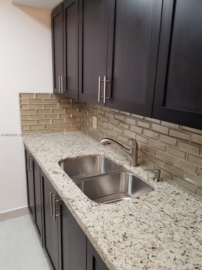 Building Photo - 13255 SW 9th Ct