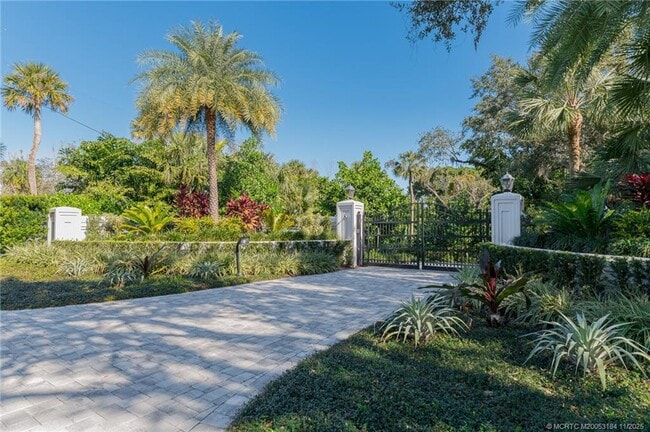 Building Photo - 3365 SE St Lucie Blvd