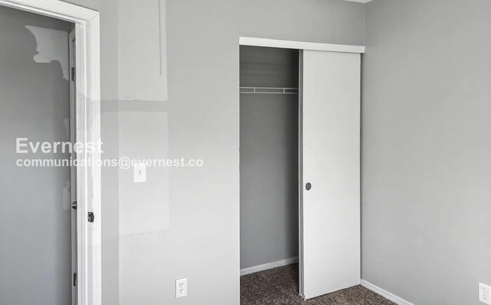 Building Photo - 2887 Creith Ct