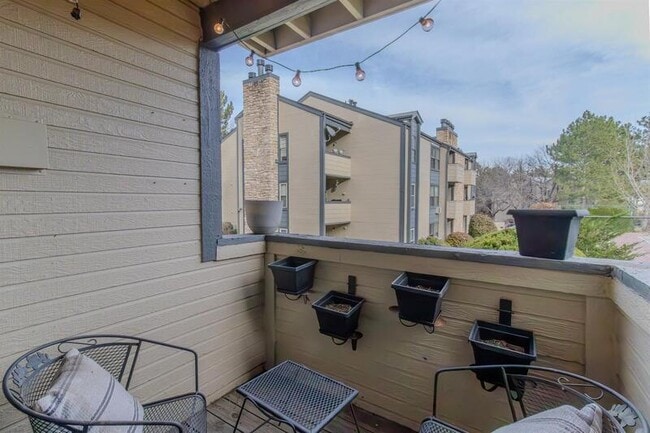 Building Photo - 16103 E Alaska Pl