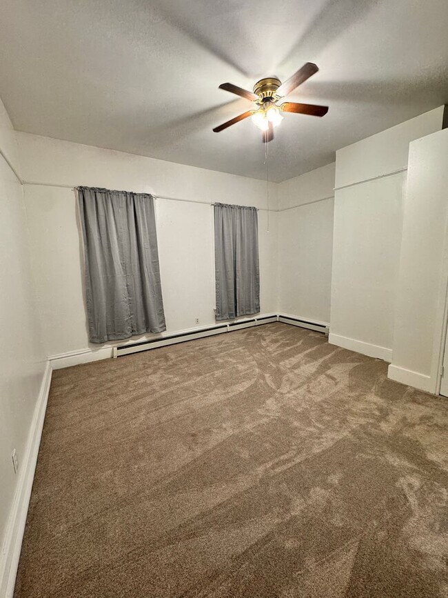 Building Photo - 310 Marshall Ave