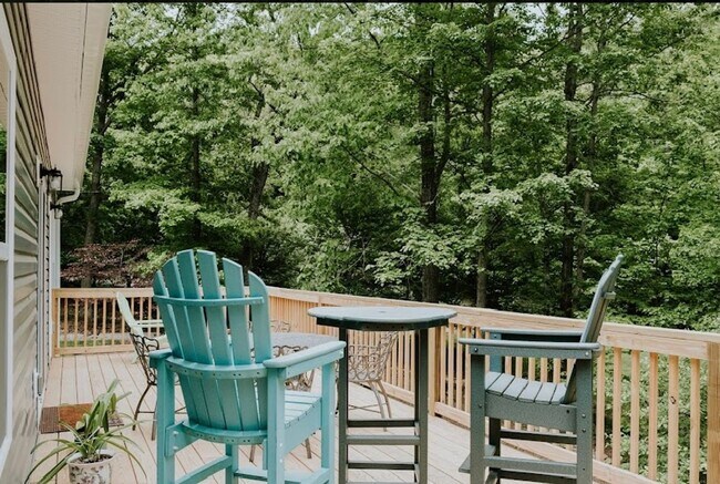 Building Photo - New furnished home on 30 acres available now!