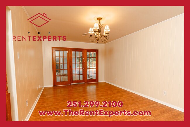 Building Photo - 5466 Vanderbilt Dr