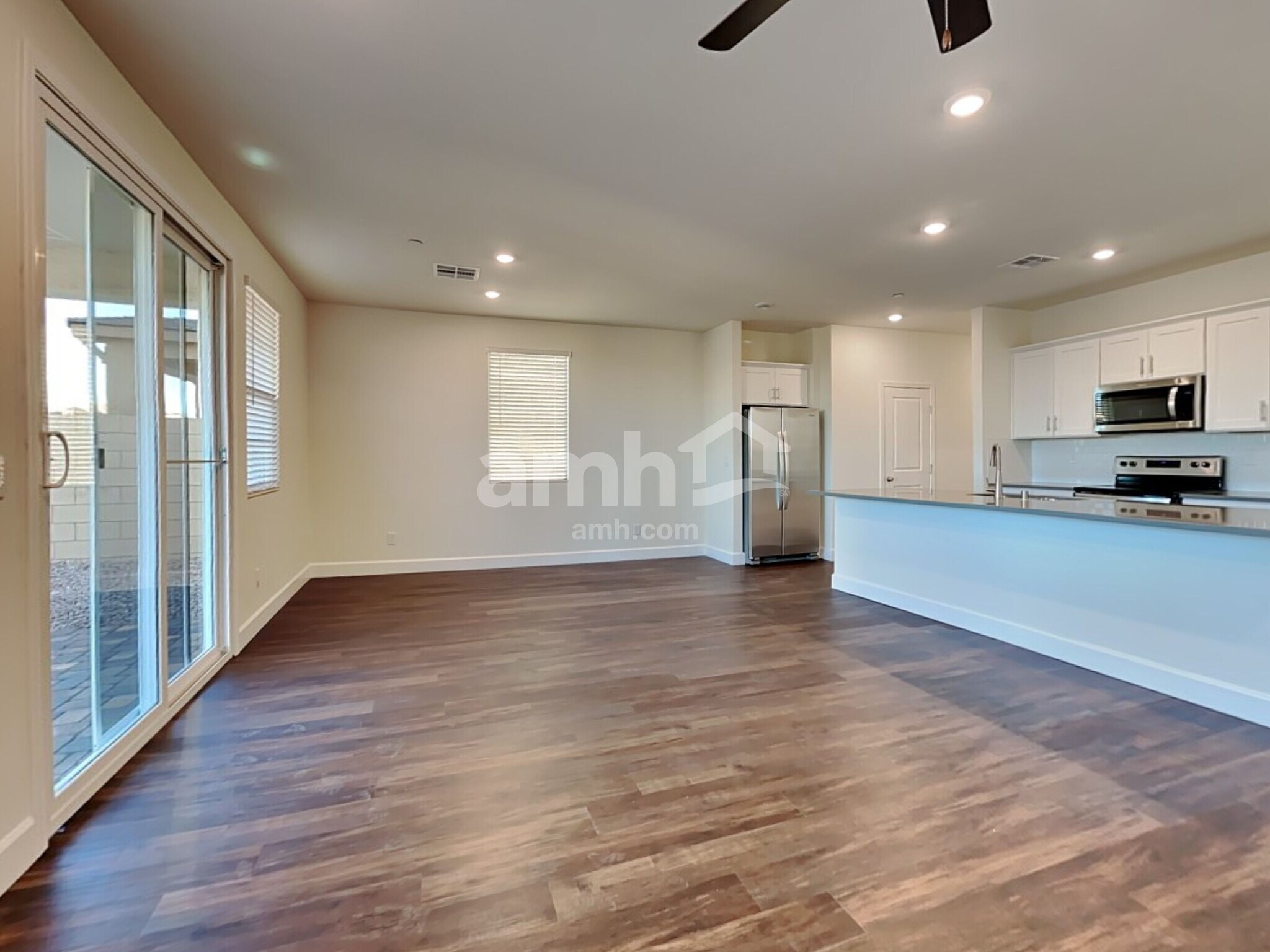 Building Photo - 274 Yasmin Daylily Pl