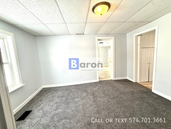 Building Photo - 144 W Fancy St