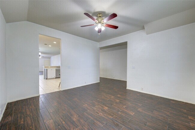 Building Photo - 14027 Coveney Dr