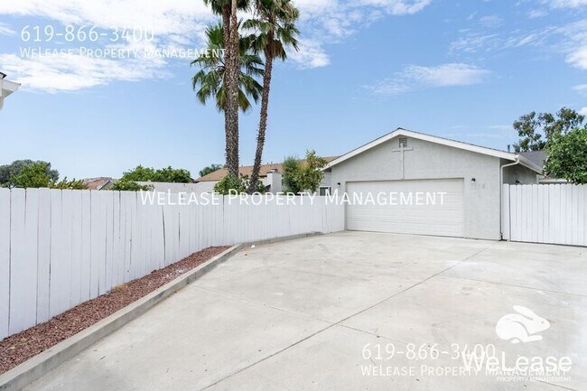 Building Photo - 1374 Peach Ave
