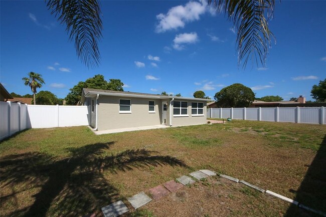 Building Photo - 4338 Tall Oak Ln