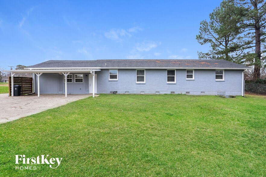 Building Photo - 159 Wessington Pl