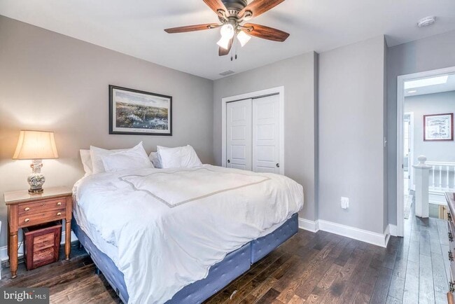 Building Photo - 3611 Hudson St