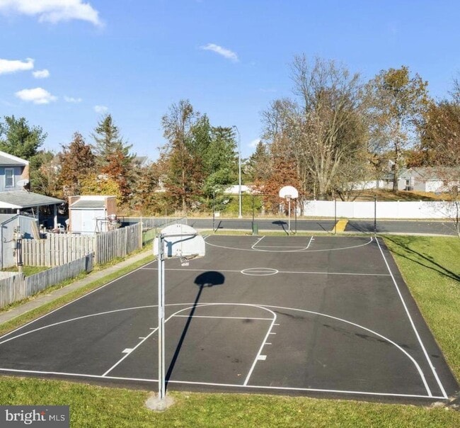 Building Photo - 22 Mimosa Ct