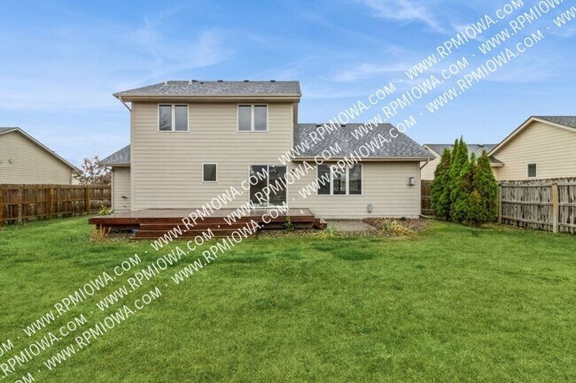 Building Photo - 1204 NW 26th St