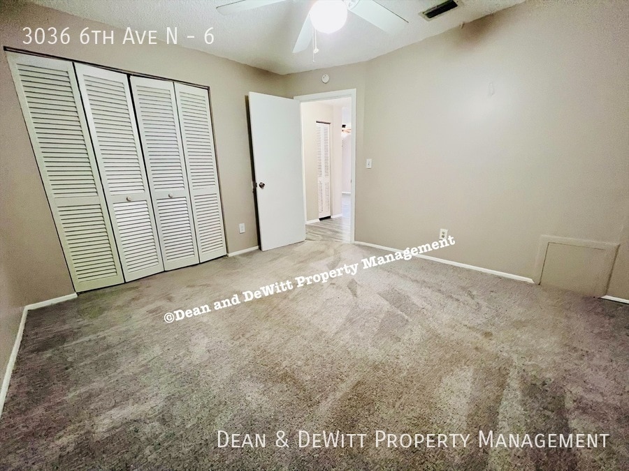 Building Photo - 2 Bed/1 Bath - Unit 6