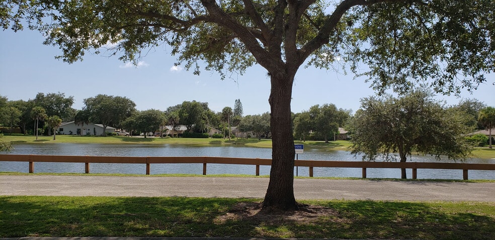 Building Photo - 12330 Notting Hill Ln