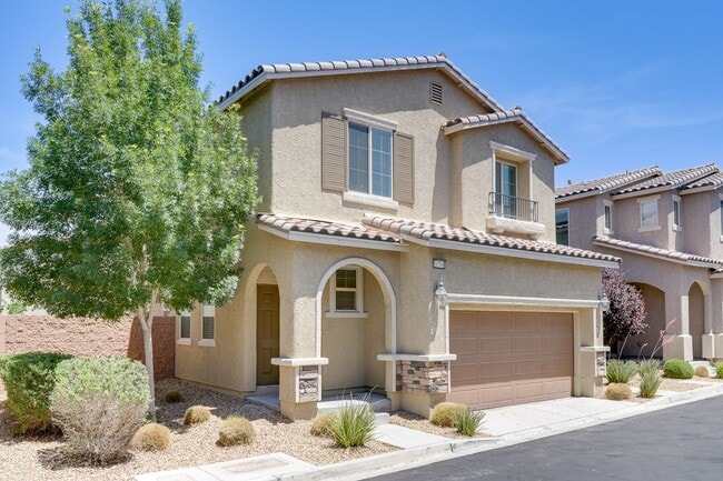 Building Photo - ** COMING SOON ** Modern Open-Concept Rental Home with White Shaker Kitchen Cabinets & Low-Mainte...