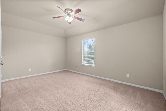 Building Photo - 2827 Lockeridge Oaks Dr