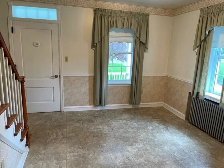 Building Photo - 3409 Division Hwy