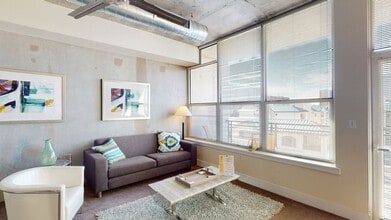 Building Photo - Skyline Lofts