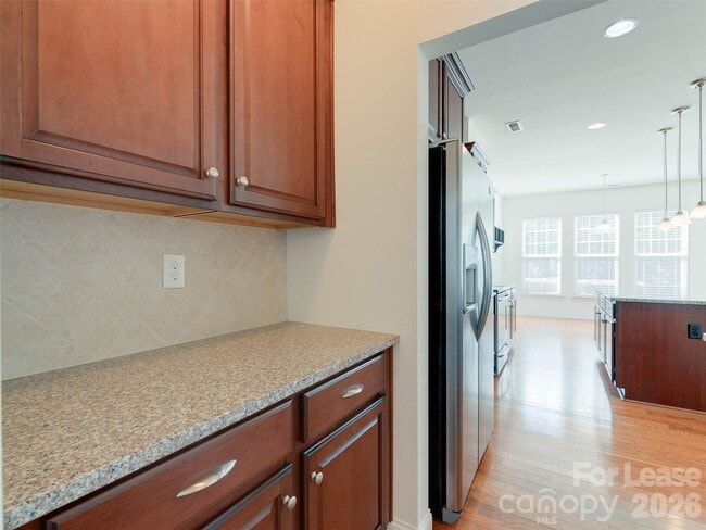 Building Photo - 12926 Union Square Dr