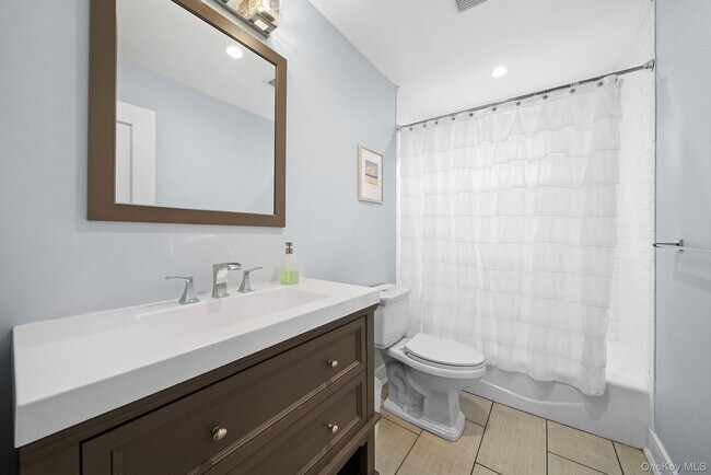 Building Photo - 37 Maryland Blvd