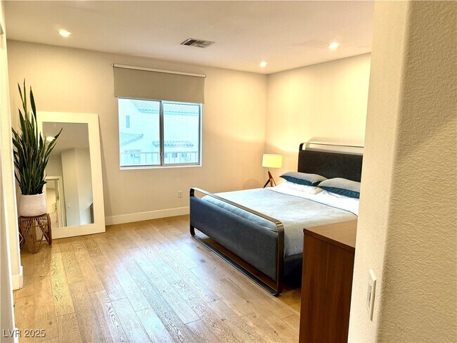 Building Photo - 11101 Montagne Marron Blvd