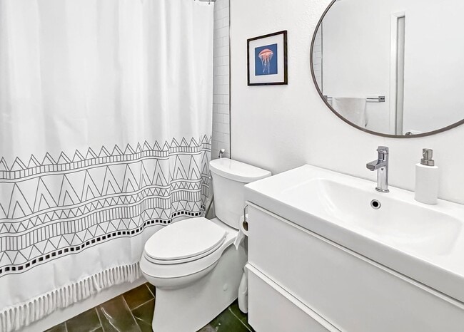 Building Photo - Charming Ballard 3BR Home with Patio, Garage in Prime Location