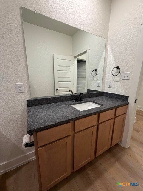 Building Photo - 8918 Trungle Rd