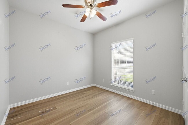 Building Photo - 309 Canterbury Dr