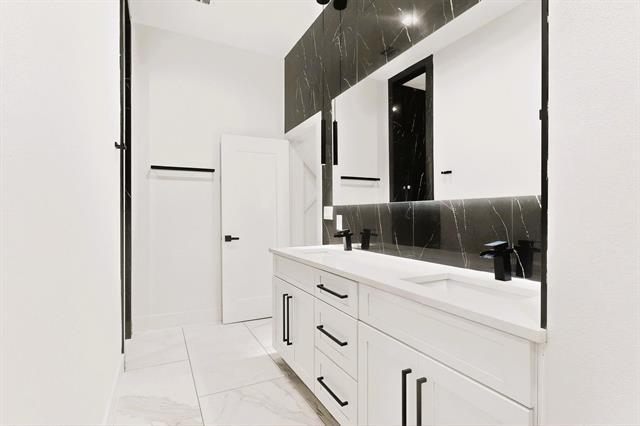 Building Photo - 1218 Grant St