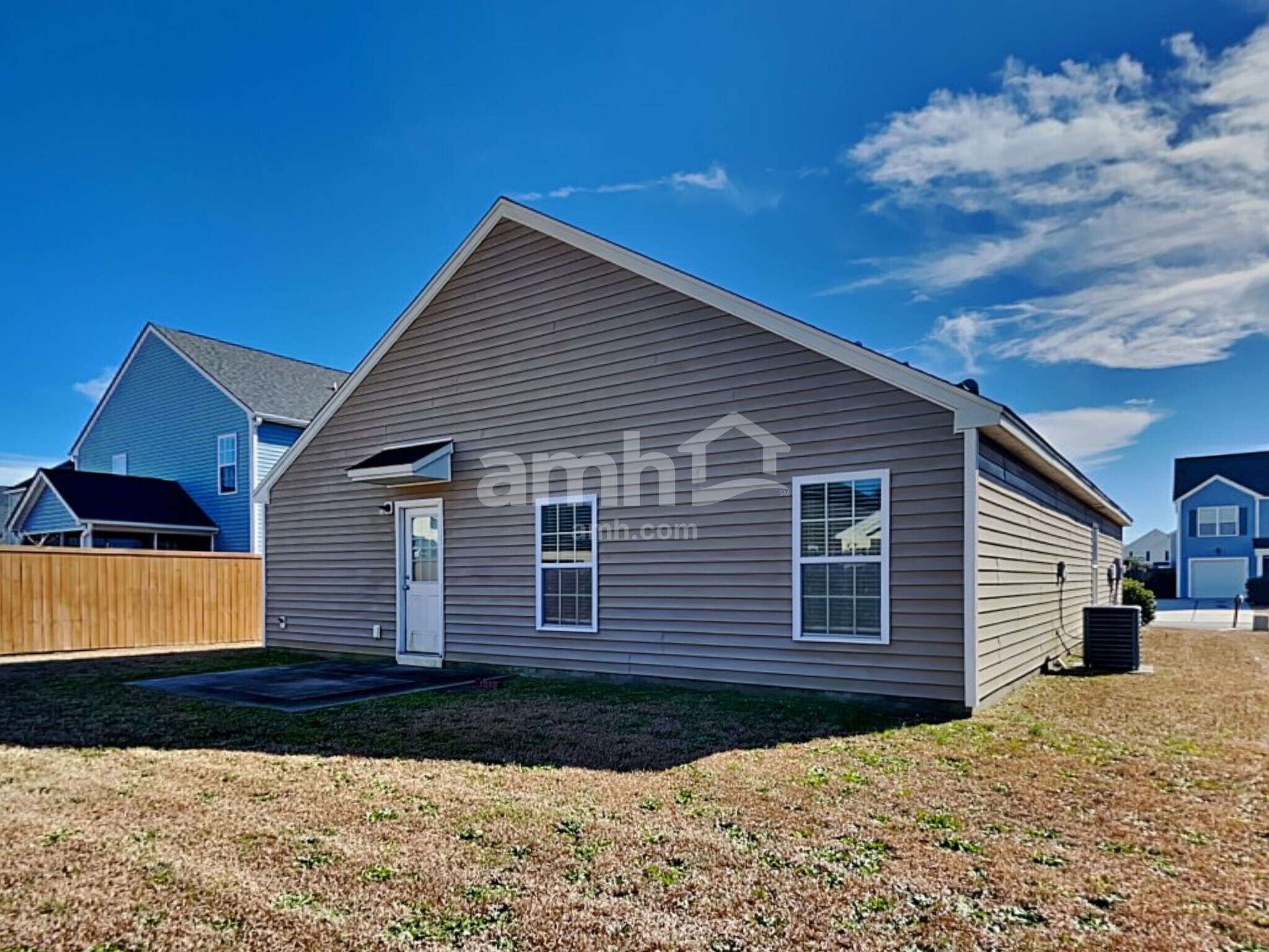 Building Photo - 1140 Moss Grove Dr