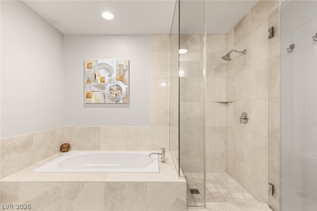 Building Photo - 4575 Dean Martin Dr