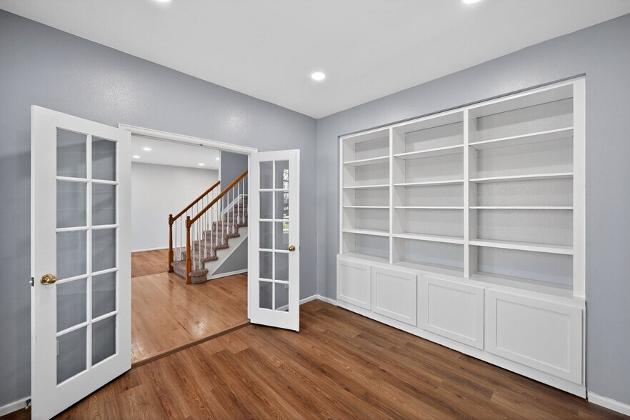 Building Photo - 5466 S Tibet St