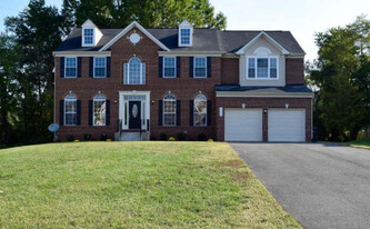 Building Photo - 1210 Northern Lights Dr