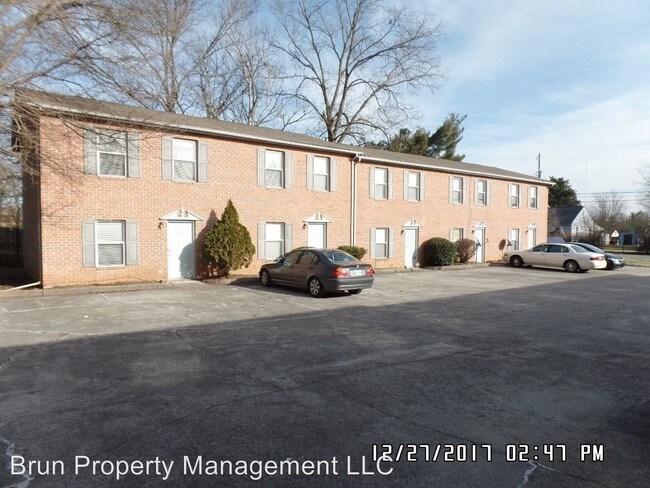 Primary Photo - North Haven Townhouses