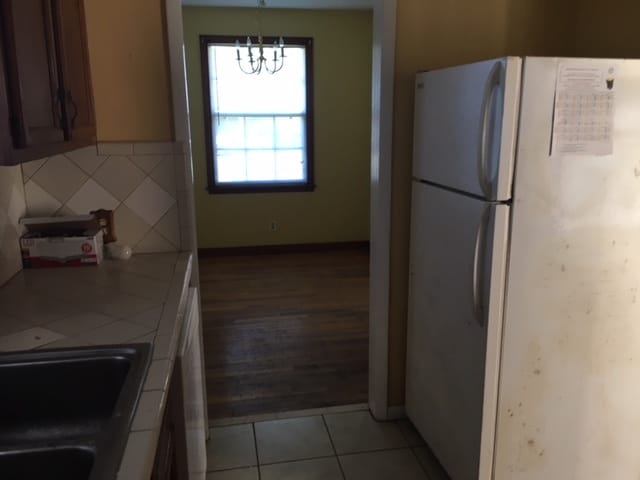 kitchen - 8034 Wakefield Ave