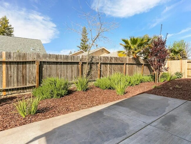 Building Photo - 1559 Hutchison Valley Dr