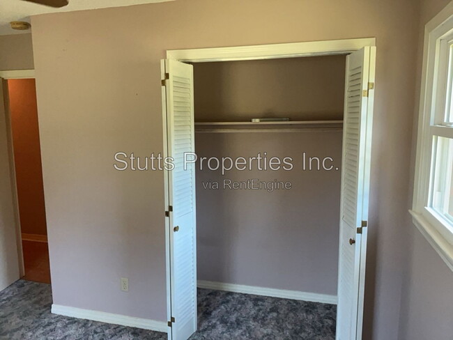 Building Photo - 86 Lamoray Dr