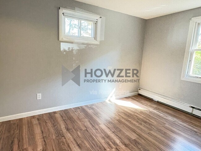 Building Photo - 20 Ellis Dr