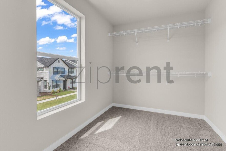 Building Photo - 8166 SE Orion Ln