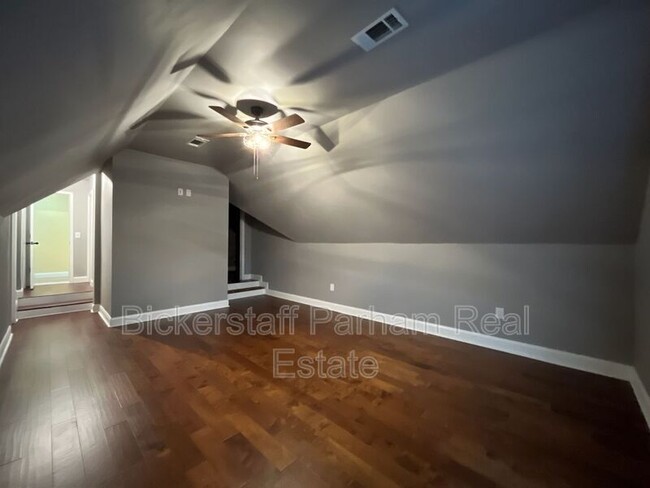 Building Photo - 7073 Spring Walk Dr