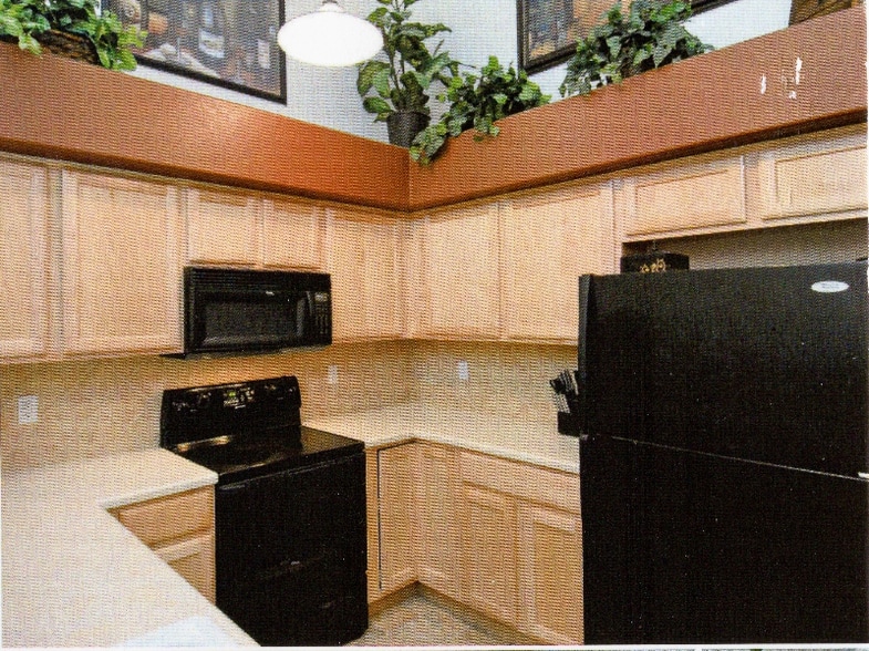 Building Photo - 5425 Zephyr St