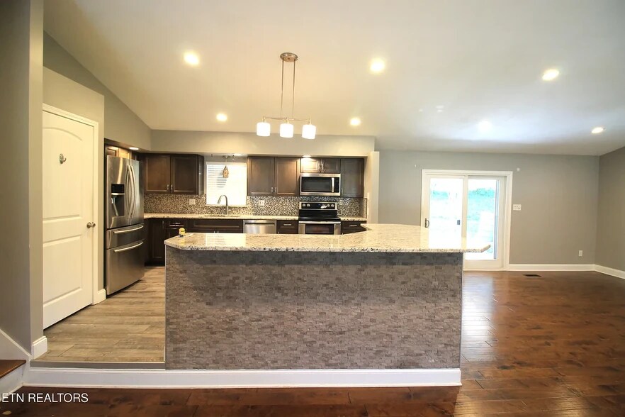 Building Photo - 325 Wardley Rd