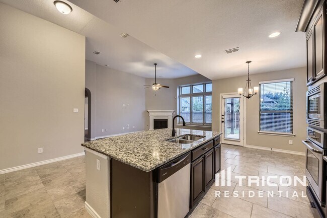 Building Photo - 1240 Trumpet Dr